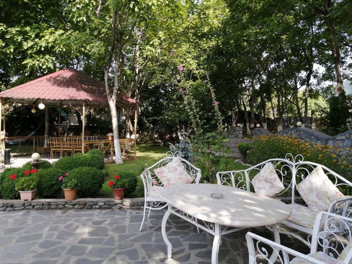 Family Hotel Lago & Wine Cellar Lagodeji Exterior foto